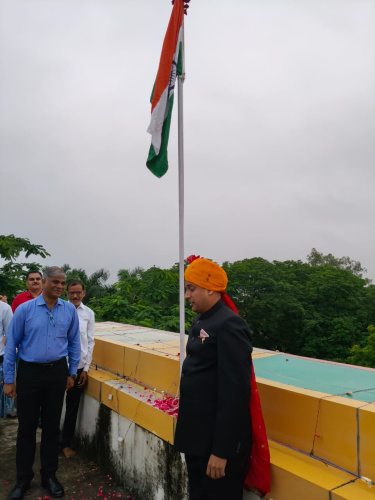 जिला सहकारी केंद्रीय बैंक मर्यादित, विदिशा में प्रशासक महोदय द्वारा 15 अगस्त 2025 को झंडा वंदन किया गया।